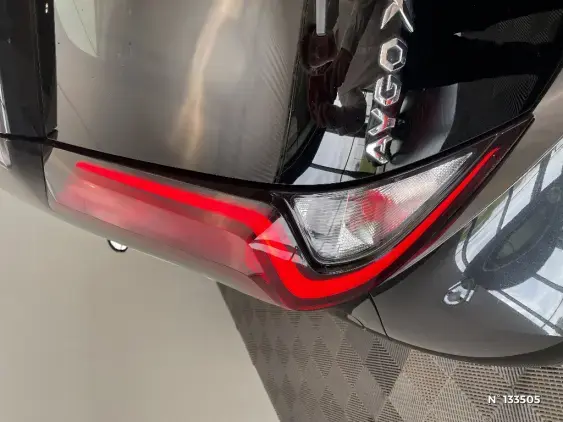 TOYOTA AYGO X - voiture d'occasion - Photo 27