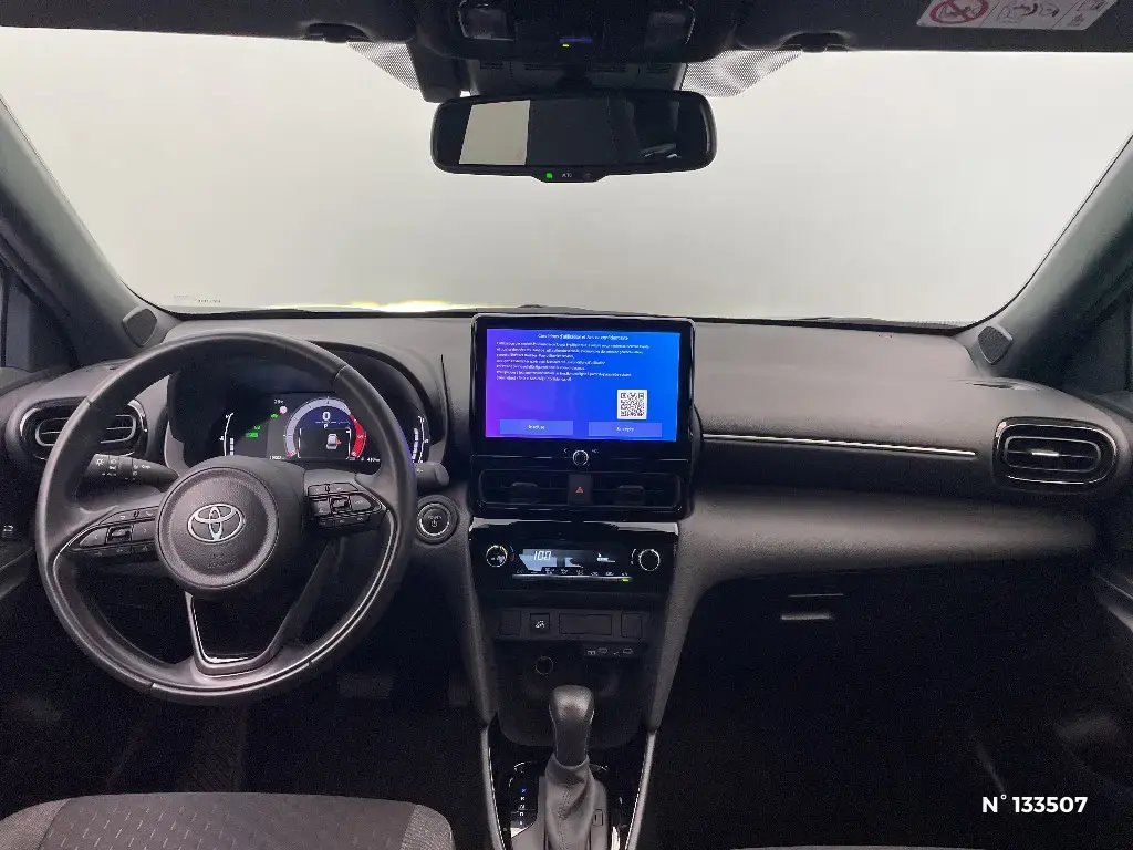 TOYOTA YARIS CROSS I - Miniature 6
