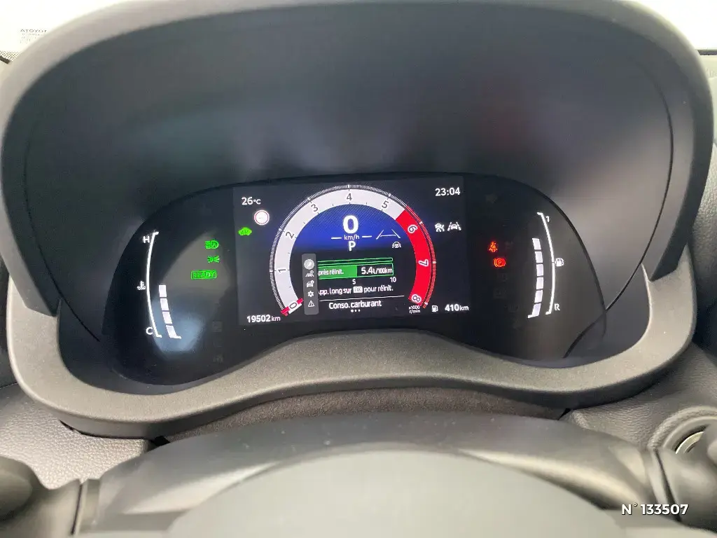TOYOTA YARIS CROSS I - Miniature 8