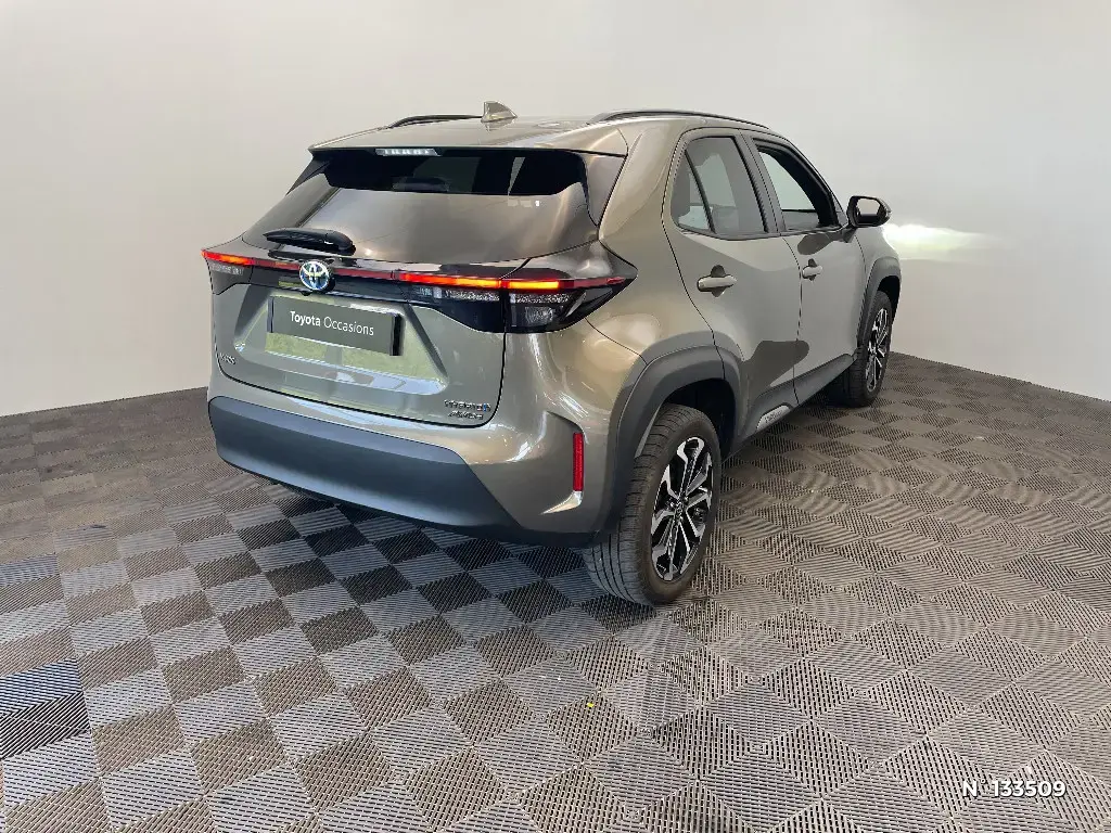 TOYOTA YARIS CROSS I - Miniature 2