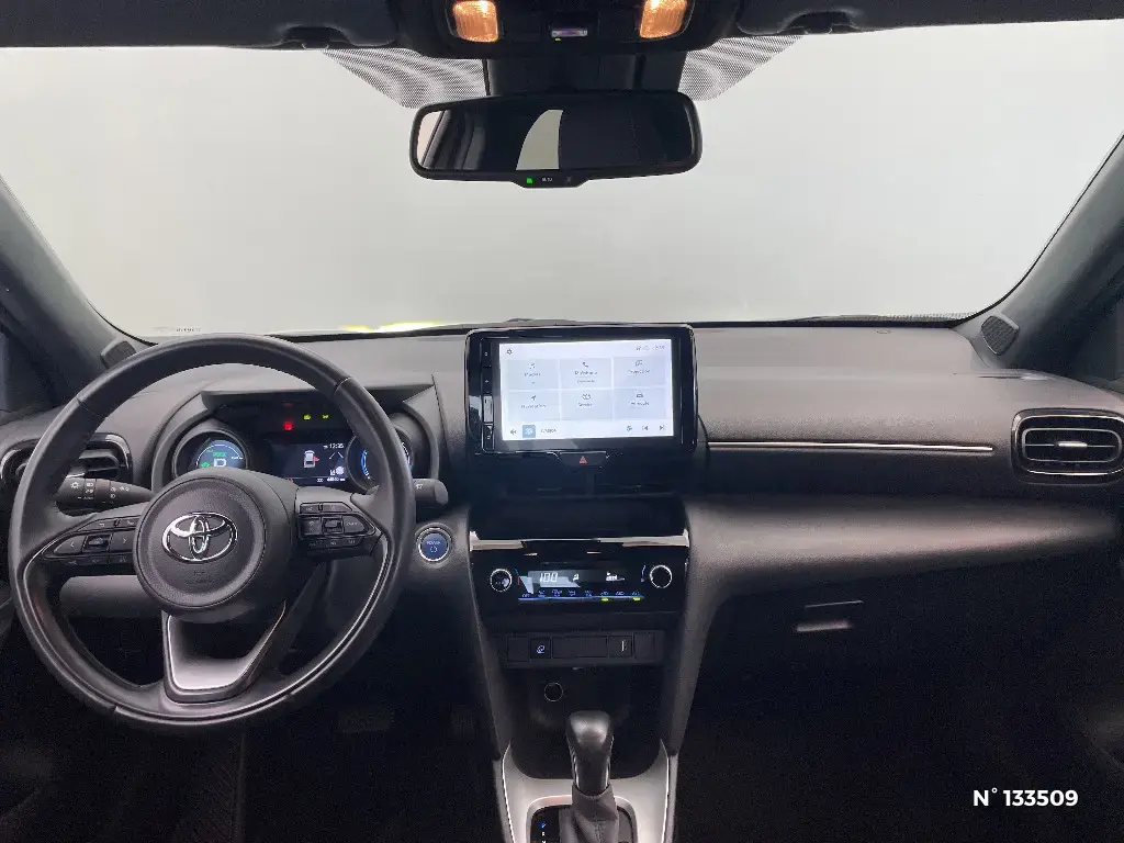 TOYOTA YARIS CROSS I - Miniature 6