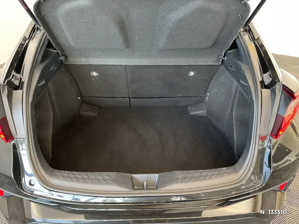 TOYOTA C-HR - Miniature 10