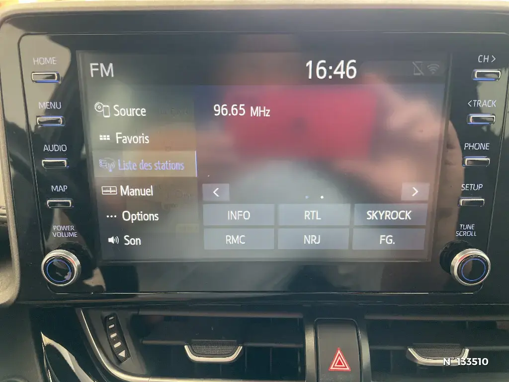 TOYOTA C-HR - Miniature 24