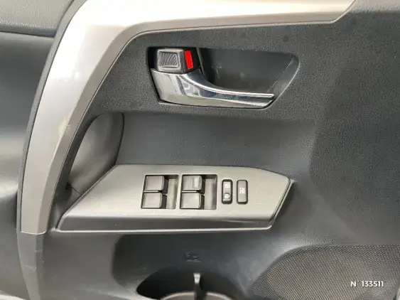 TOYOTA RAV4 IV - voiture d'occasion - Photo 31