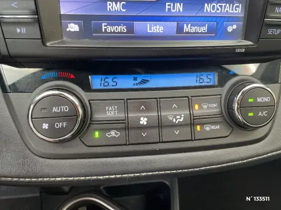 TOYOTA RAV4 IV - voiture d'occasion - Photo 37