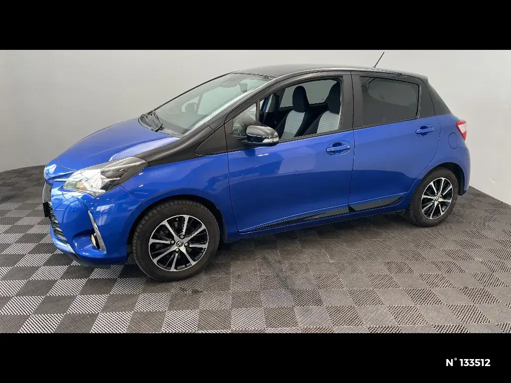 TOYOTA YARIS III - Miniature 3