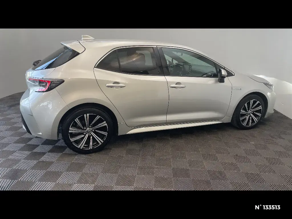 TOYOTA COROLLA XII - Miniature 3