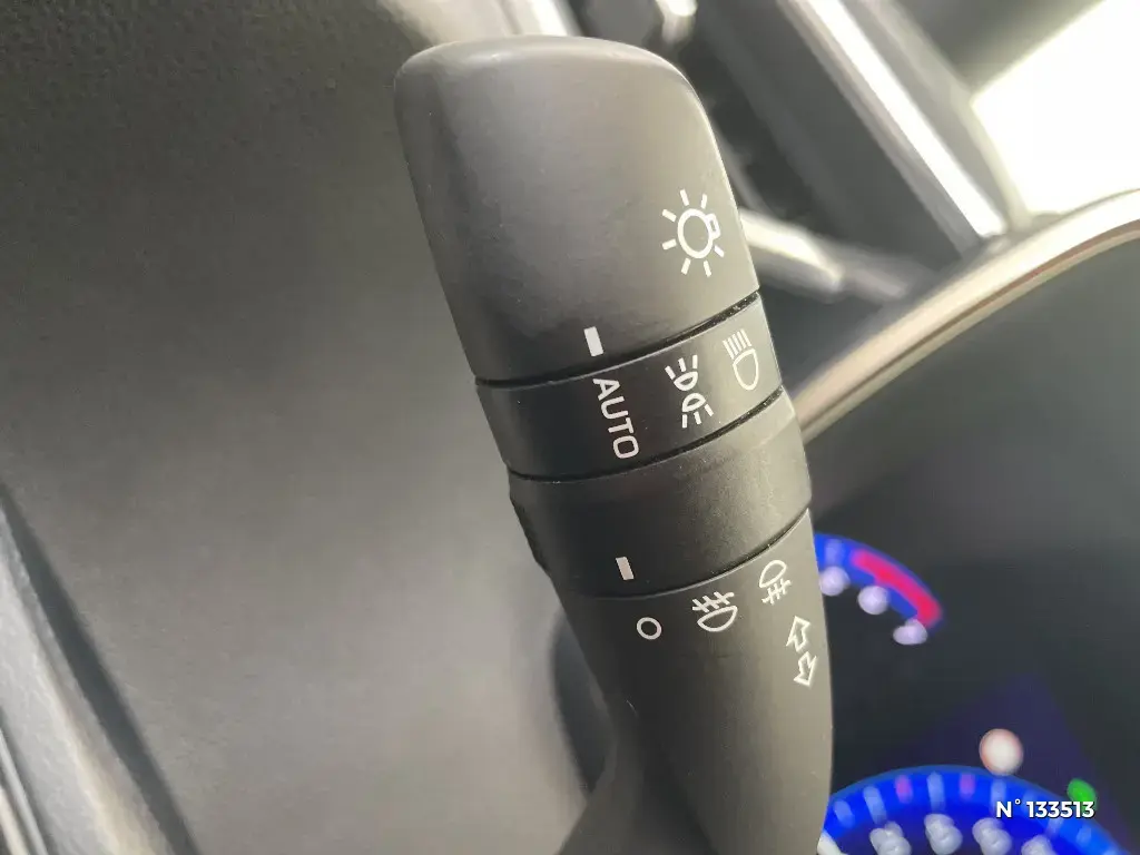 TOYOTA COROLLA XII - Miniature 15
