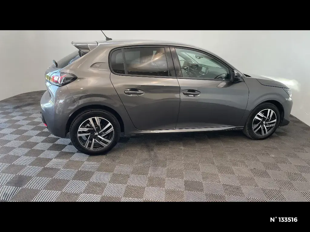 PEUGEOT 208 II - Miniature 3