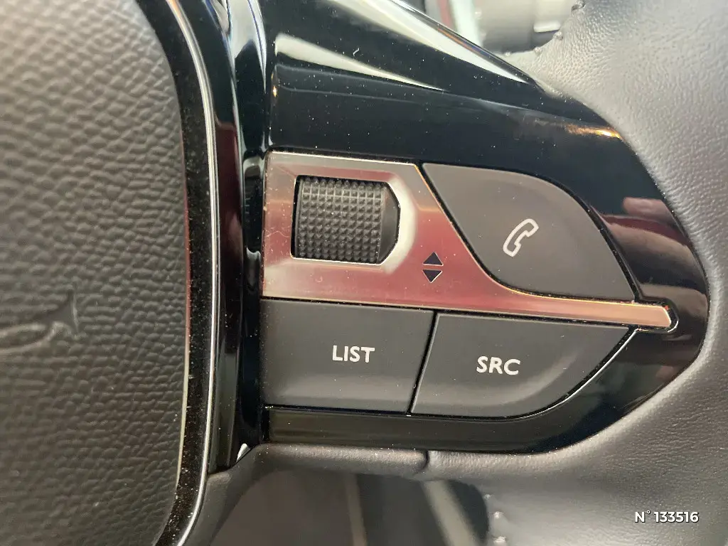 PEUGEOT 208 II - Miniature 14