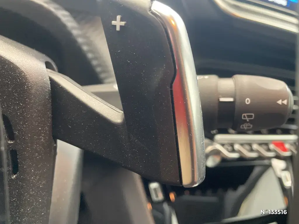 PEUGEOT 208 II - Miniature 16