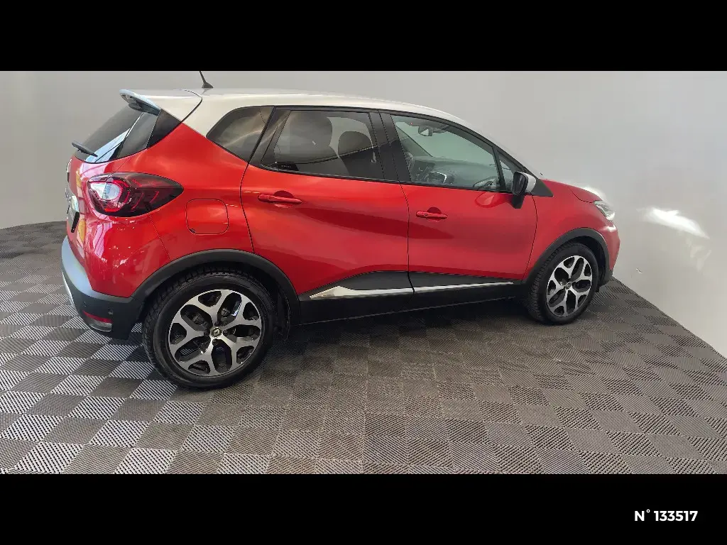 RENAULT CAPTUR - Miniature 3