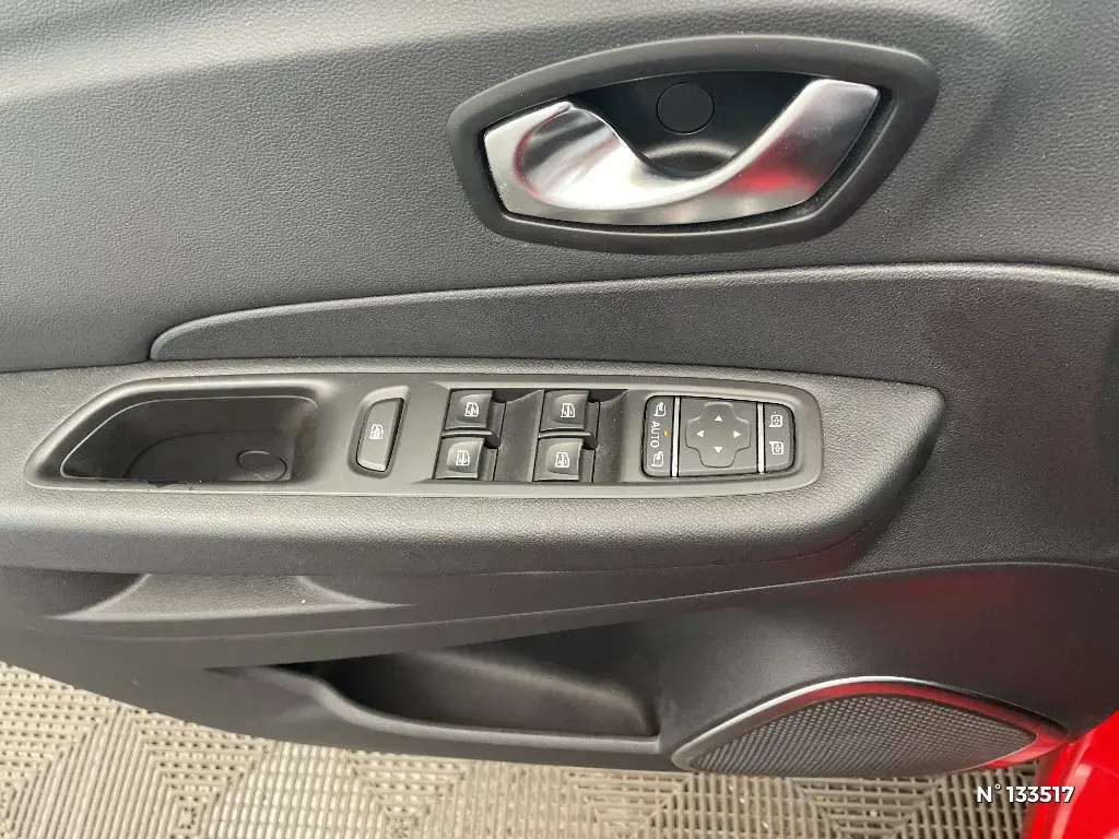 RENAULT CAPTUR - Miniature 12