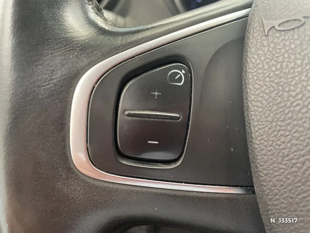 RENAULT CAPTUR - Miniature 13