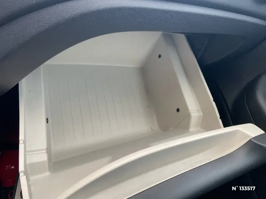 RENAULT CAPTUR - Miniature 23