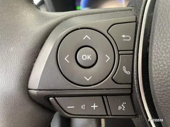 TOYOTA RAV4 V - voiture d'occasion - Photo 32