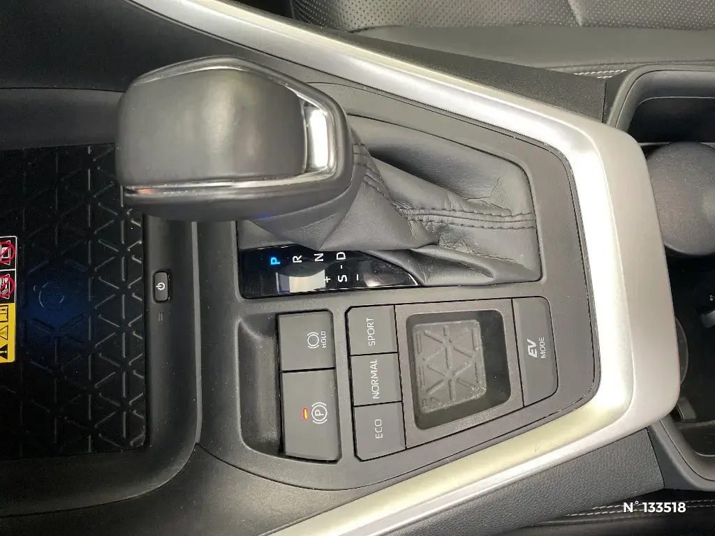 TOYOTA RAV4 V - Miniature 17