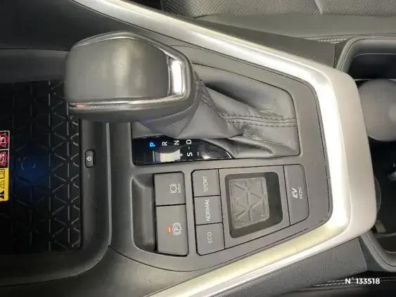 TOYOTA RAV4 V - voiture d'occasion - Photo 36
