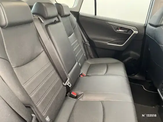 TOYOTA RAV4 V - voiture d'occasion - Photo 11