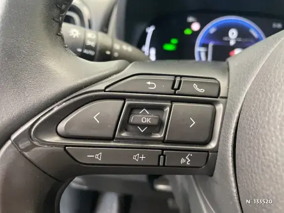 TOYOTA YARIS CROSS I - voiture d'occasion - Photo 37