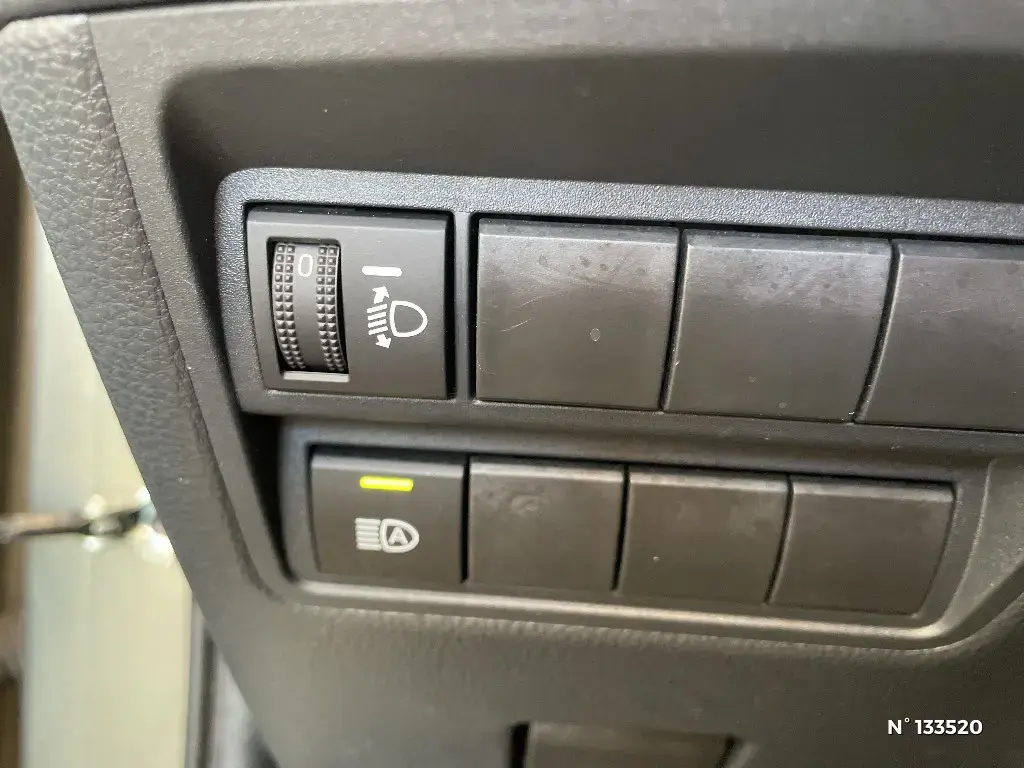 TOYOTA YARIS CROSS I - Miniature 19