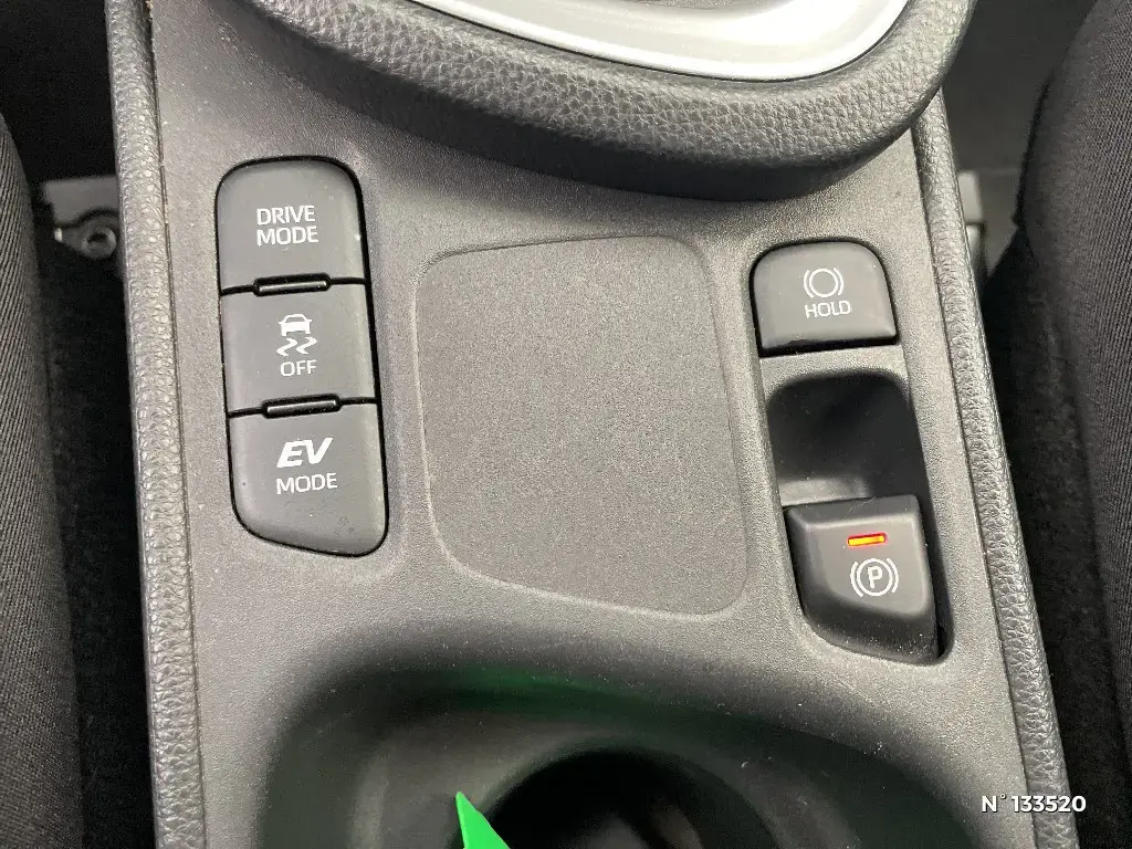TOYOTA YARIS CROSS I - Miniature 21