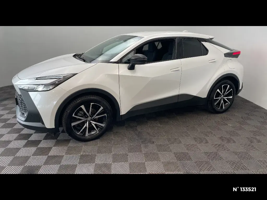 TOYOTA C-HR II - Miniature 4