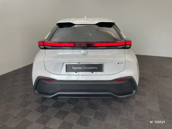 TOYOTA C-HR II - voiture d'occasion - Photo 6