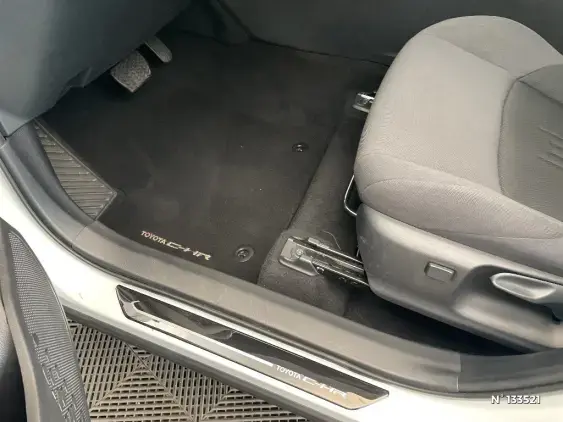 TOYOTA C-HR II - voiture d'occasion - Photo 28