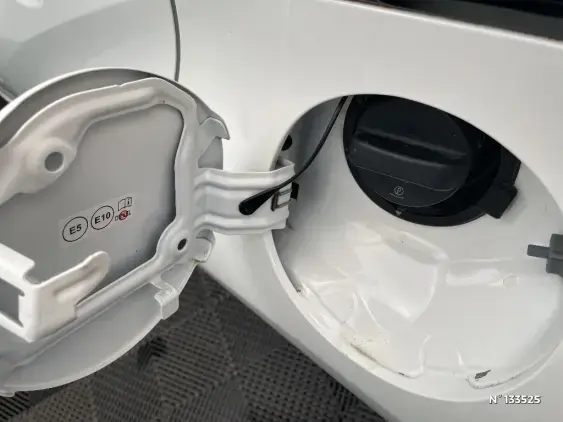 TOYOTA YARIS IV - voiture d'occasion - Photo 30