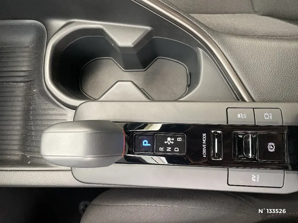 TOYOTA C-HR II - Miniature 17