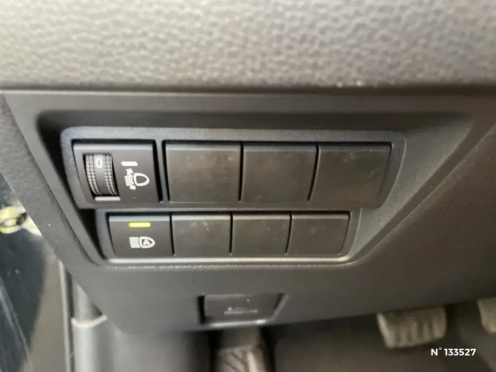 TOYOTA YARIS CROSS I - Miniature 11