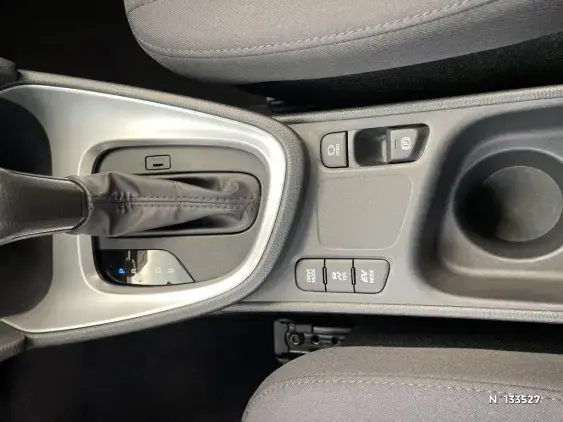 TOYOTA YARIS CROSS I - voiture d'occasion - Photo 41