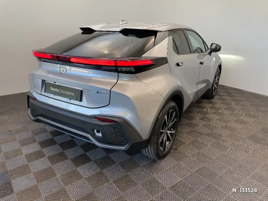 TOYOTA C-HR II - Miniature 2