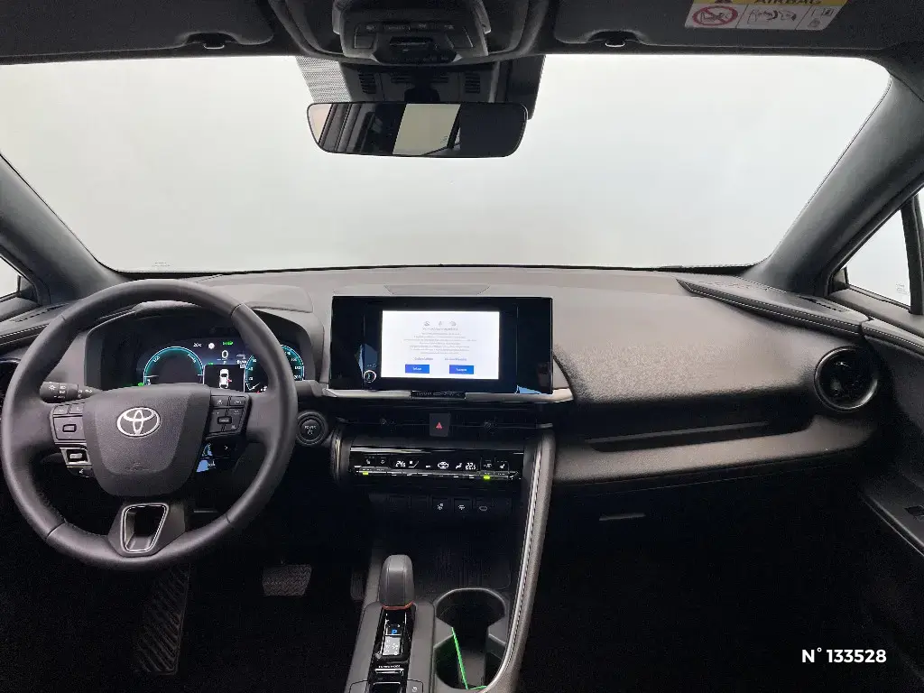 TOYOTA C-HR II - Miniature 6