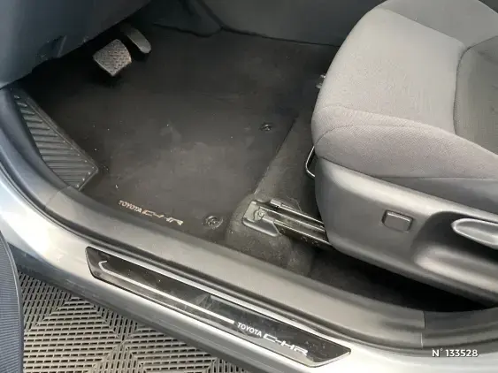 TOYOTA C-HR II - voiture d'occasion - Photo 28