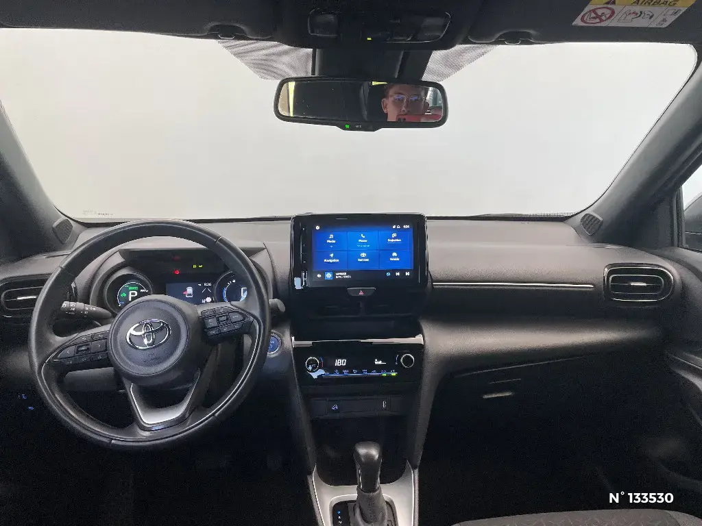 TOYOTA YARIS CROSS I - Miniature 6