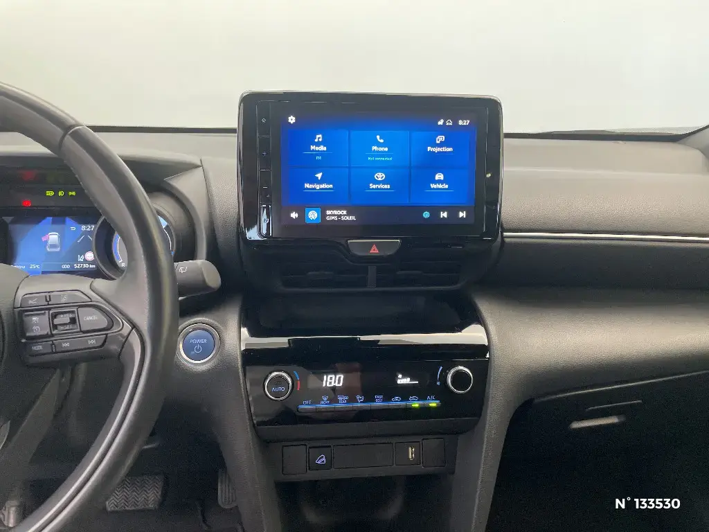 TOYOTA YARIS CROSS I - Miniature 7