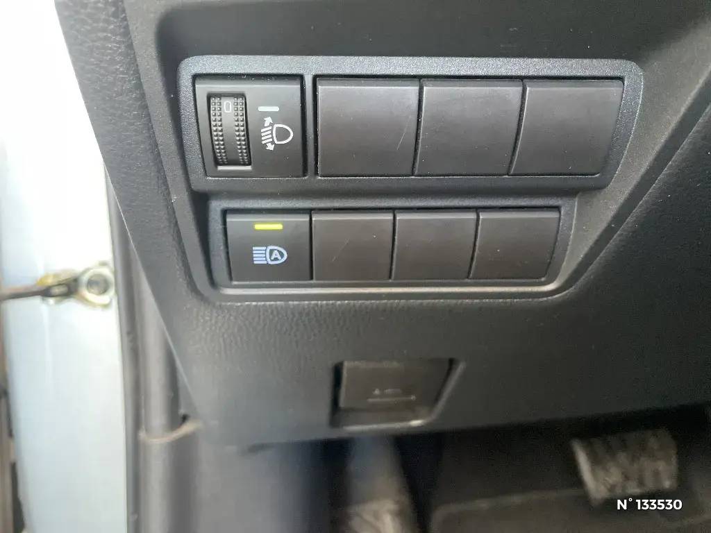 TOYOTA YARIS CROSS I - Miniature 11
