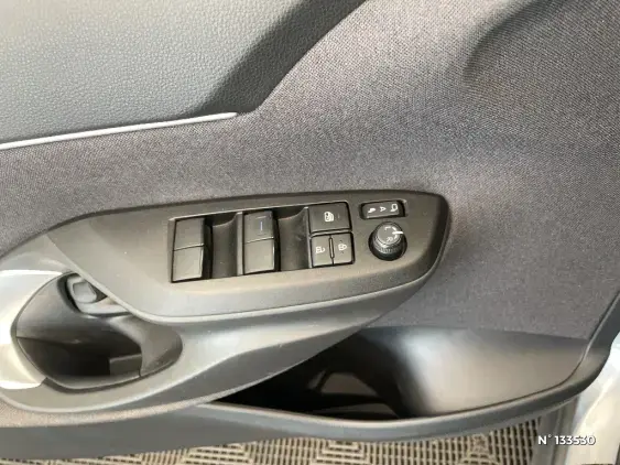 TOYOTA YARIS CROSS I - voiture d'occasion - Photo 31
