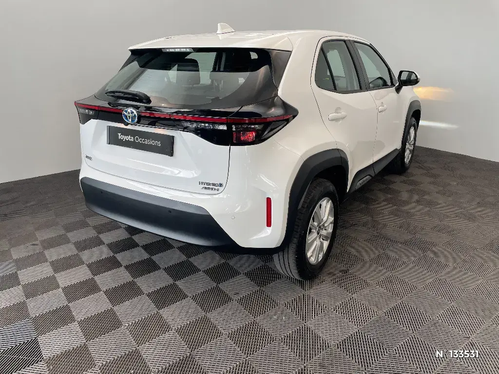 TOYOTA YARIS CROSS I - Miniature 2