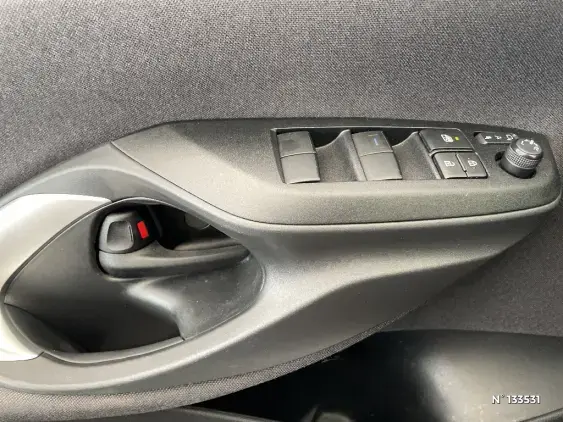 TOYOTA YARIS CROSS I - voiture d'occasion - Photo 36