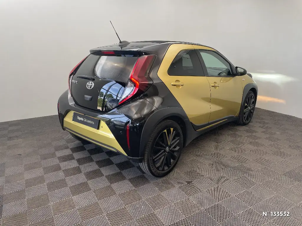 TOYOTA AYGO X - Miniature 2