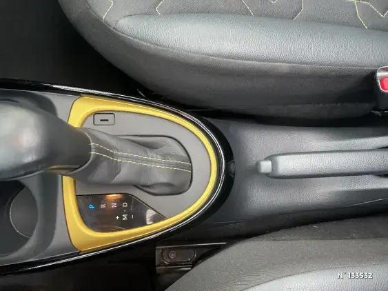 TOYOTA AYGO X - voiture d'occasion - Photo 36