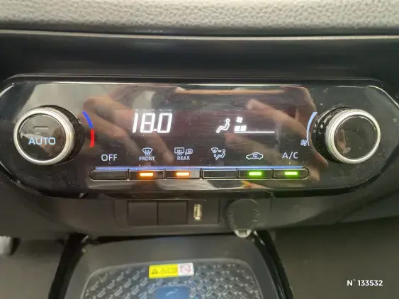 TOYOTA AYGO X - voiture d'occasion - Photo 38