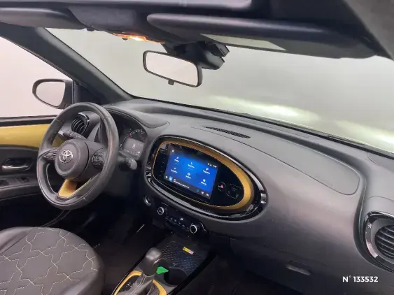 TOYOTA AYGO X - voiture d'occasion - Photo 10