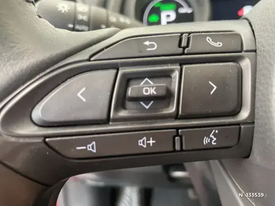 TOYOTA YARIS CROSS I - voiture d'occasion - Photo 32