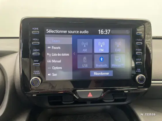 TOYOTA YARIS CROSS I - voiture d'occasion - Photo 38