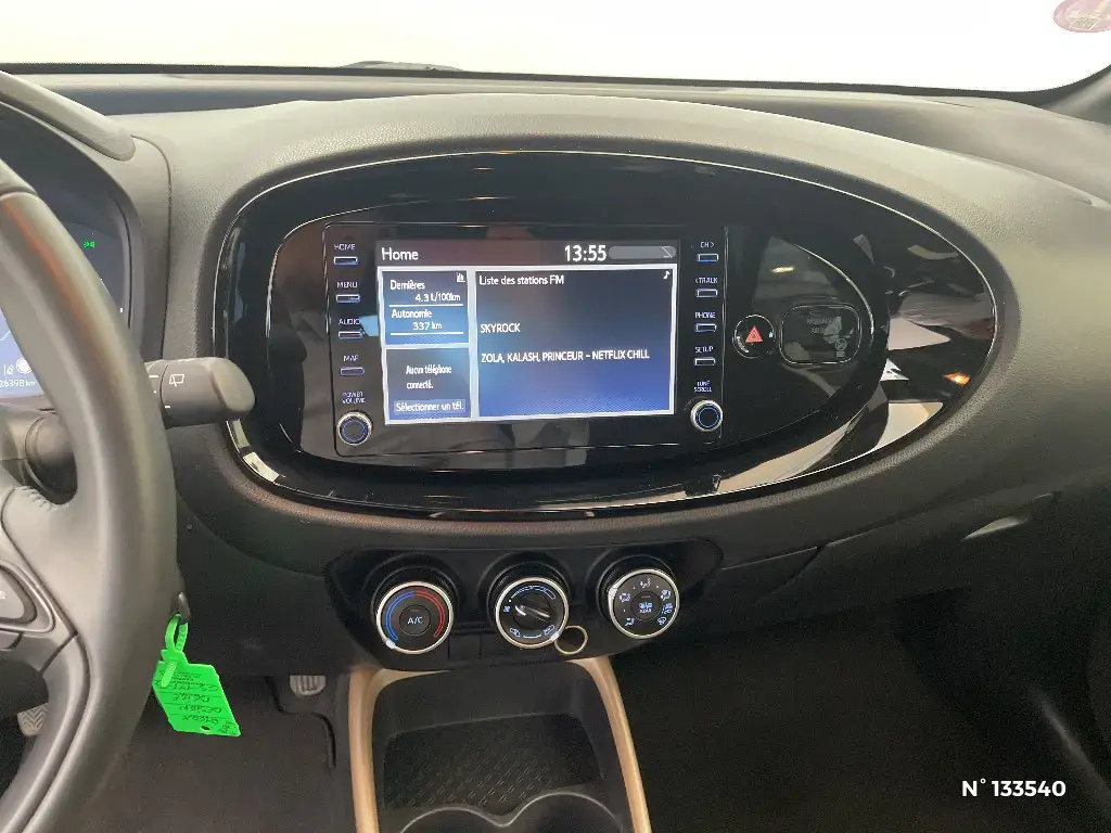 TOYOTA AYGO X - Miniature 7