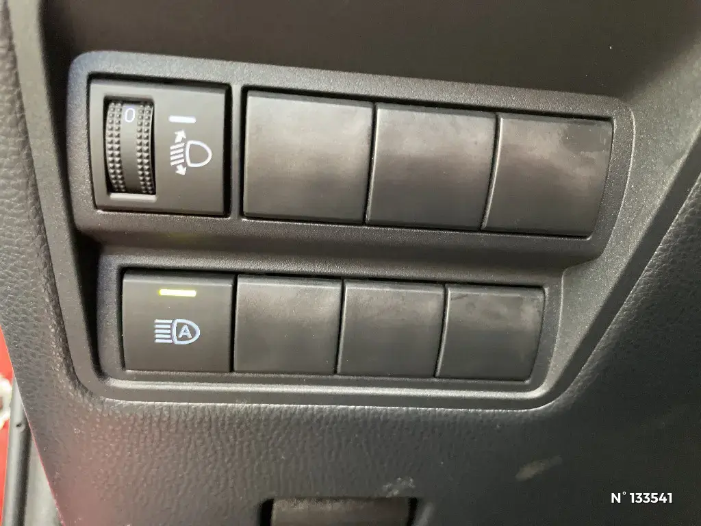 TOYOTA YARIS CROSS I - Miniature 11